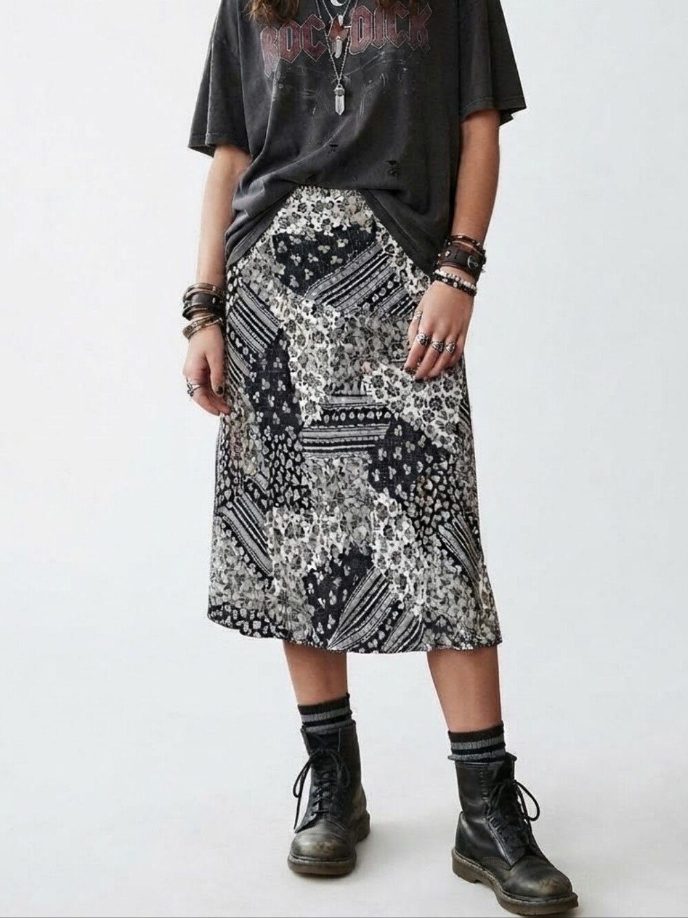 Vintage 90s Grunge Patchwork Floral Midi Skirt Black White M